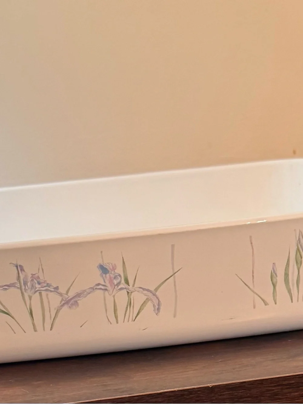 Corningware in shadow Iris pattern lasagna pan